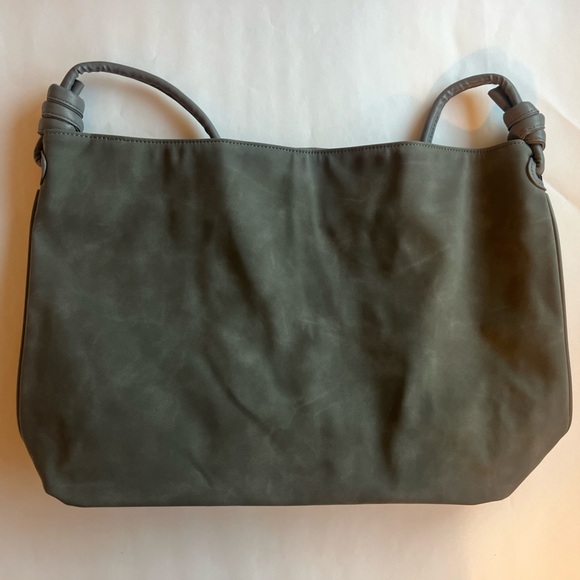 8 OTHER REASONS - Picture 7 of 8